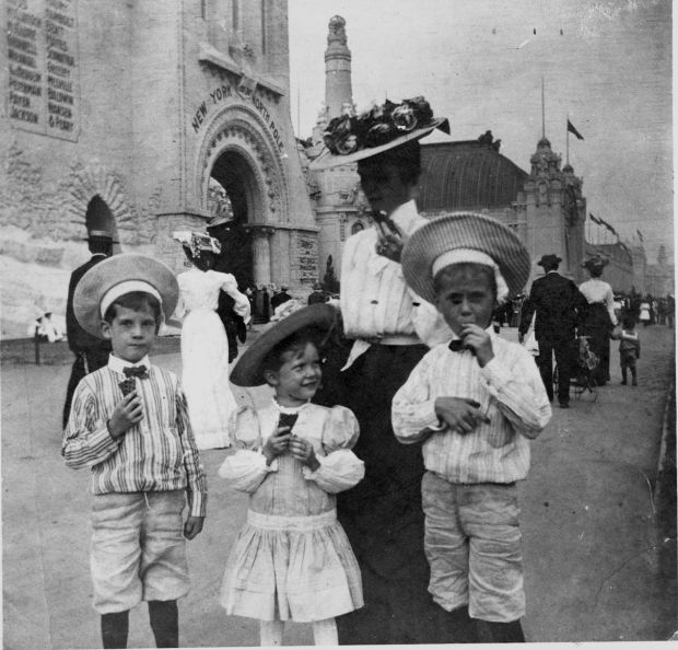Ice cream at the World's Fair, 1904